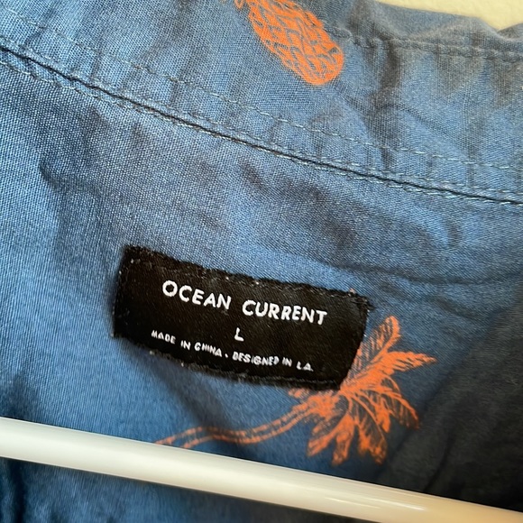 Men’s button down - Picture 3 of 3